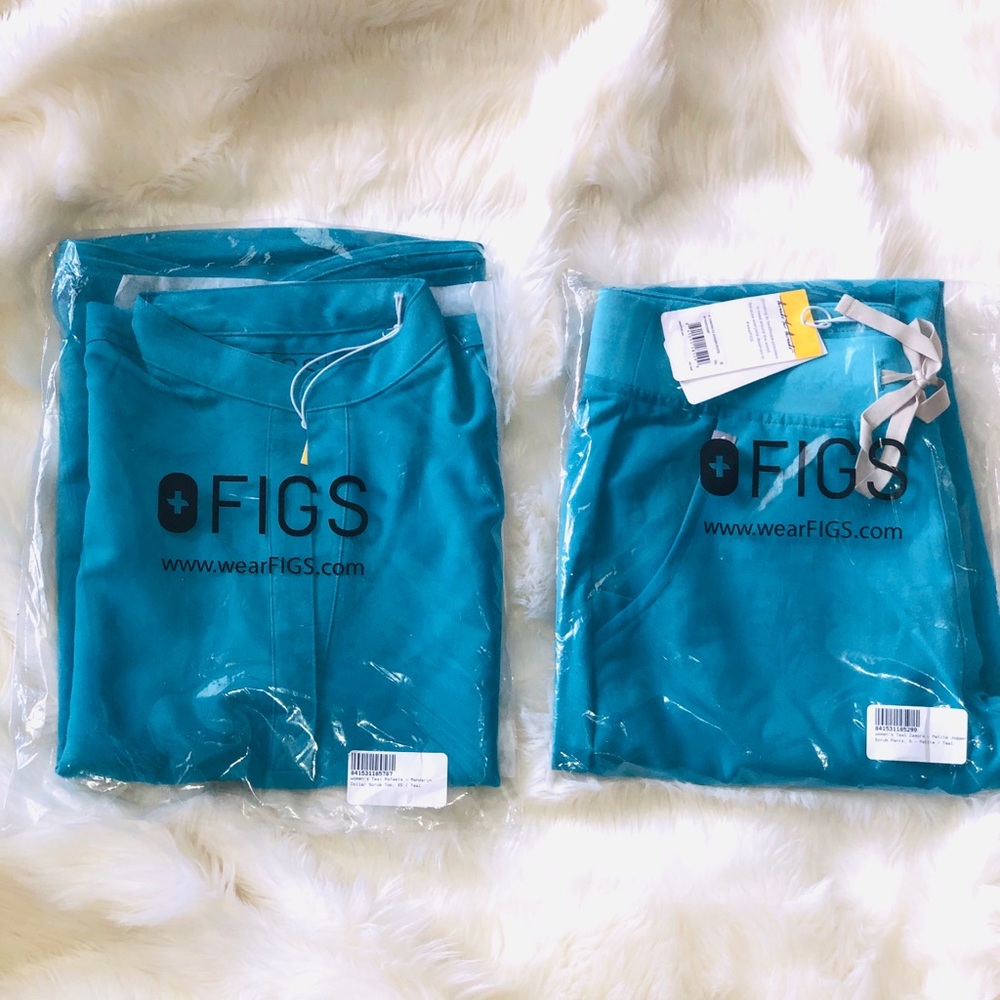 FIGS TEAL SCRUB SET